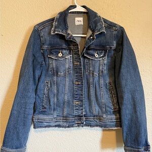 Zara Blue Jean Jacket Classic Denim Style